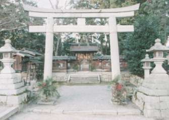 �ߔg���r���_�Ёi��Ёj