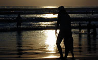 Legian Beach ���M�����r�[�`�̗[�Ă�