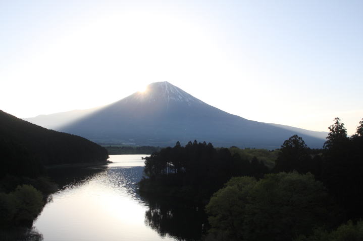 田貫湖　夜明け