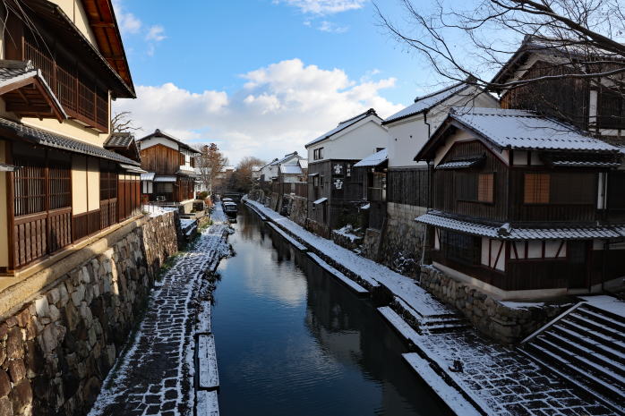 雪の八幡堀