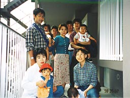 �ّO�ł̂��q���܏W���ʐ^